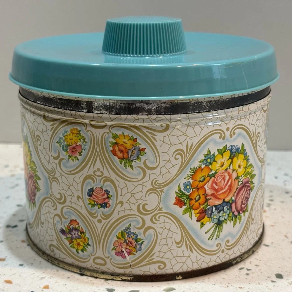 Vintage Floral Flower‎ Tin Container with Blue Lid